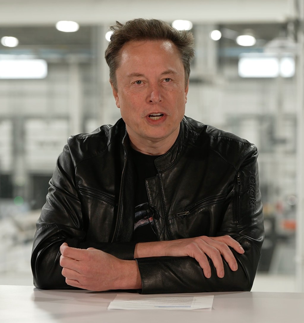 TechCrunch 报道配图：SpaceX 第三季度监管文件截图